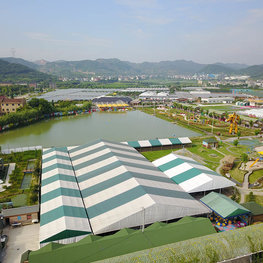 體育篷房搭建效果（航拍）